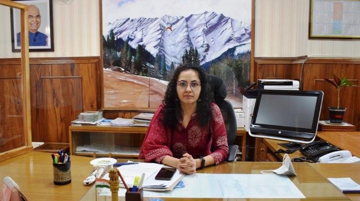 Deputy Commissioner Solan congratulated the New Year-2022