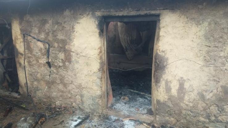  Solan: Fire broke out in two cattle sheds of Dugli village