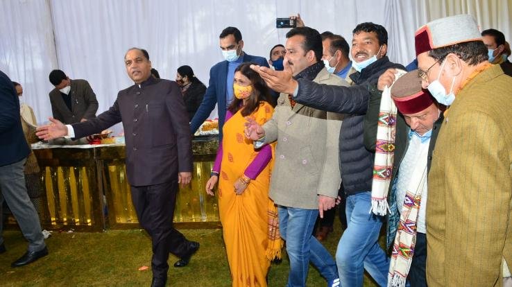 Shimla: Chief Minister Jai Ram Thakur celebrated his 57th birthday on Thursday