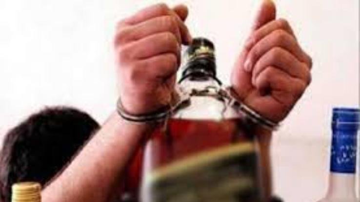 देहरा: सुक्का बाग में पुलिस ने ढाबे से पकड़ी 5 बोतल पटियाला संतरा