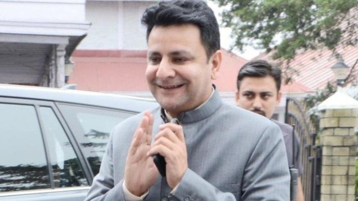 Former minister Sudhir Sharma surrounded the government for the closure of Dharamshala ropeway
