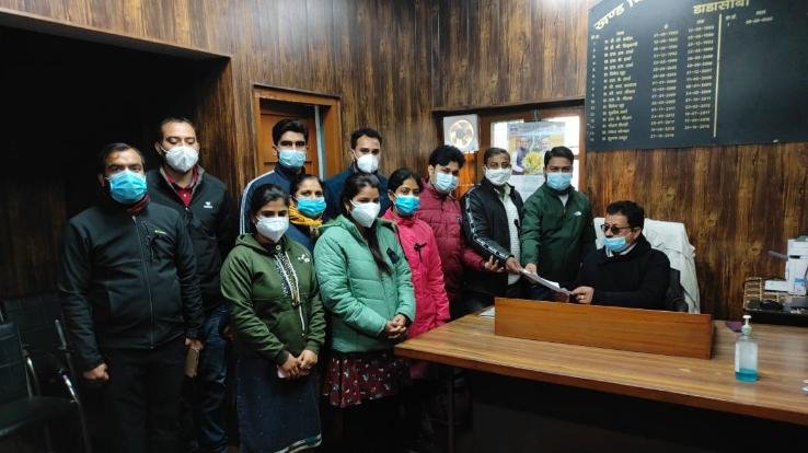देहरा : एनएचएम कर्मचारियों का पूर्ण राज्यत्व दिवस पर नाम तक ना लेना दुर्भाग्यपूर्ण - डॉ पंकज शर्मा