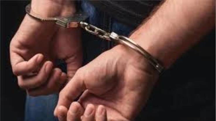 ज्वालामुखी: पुलिस गश्त के दौरान व्यक्ति से पकड़ी 6 बोतल देसी शराब