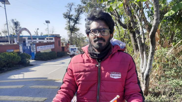 धर्मशाला : साइकिल पर केरला से हिमाचल पहुंचा युवक