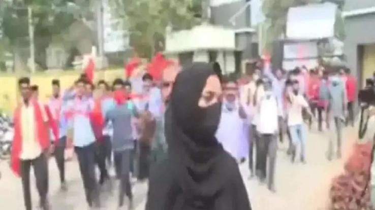 The girl who raised the slogan of Allah Hu Akbar said, next time I will say Hindustan Zindabad