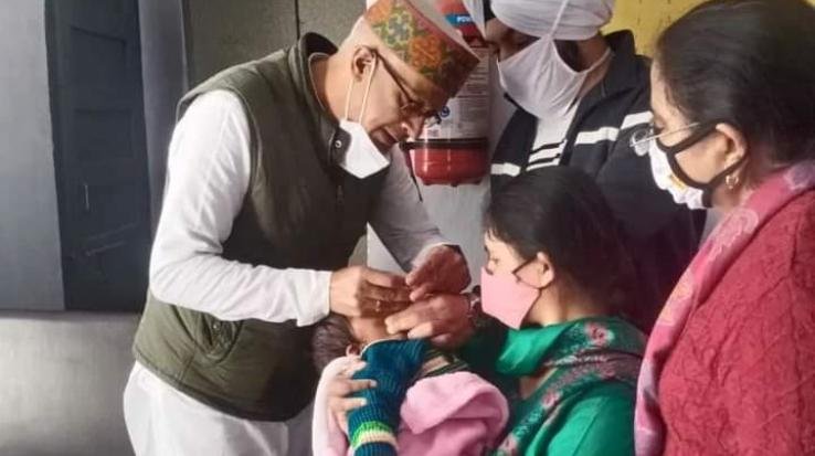  MLA gave first drops of pulse polio in Alampur