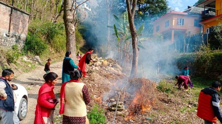 Cleanliness campaign under the leadership of Pradhan in Mangal Panchayat