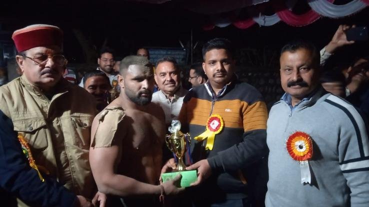 Army jawan Babbu won the riot of Lambagaon Kunjeshwar Mahadev fair
