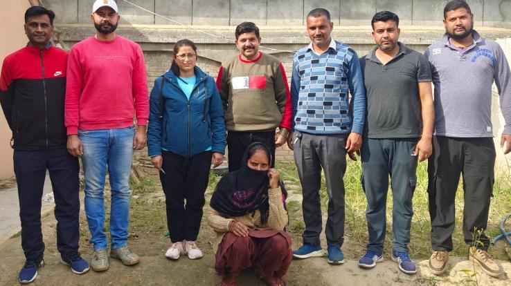Narcotics team arrested woman with chitta