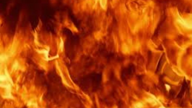 Massive fire in two shops in Shimla, loss of lakhs