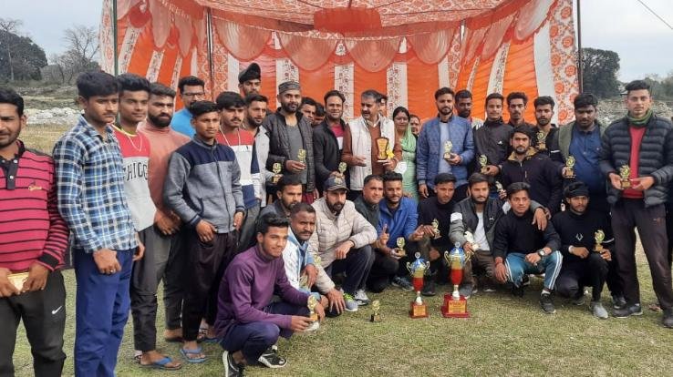 budget presented by the state government is just an election stunt - Kajal