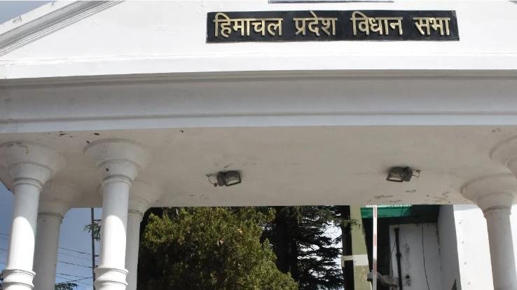  Investigation of selling fake degrees on three universities of Himachal