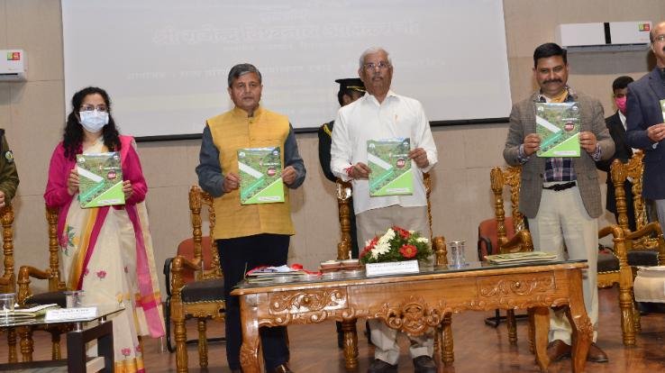 Exemplary contribution of women farmers in promoting natural farming in Himachal - Governor