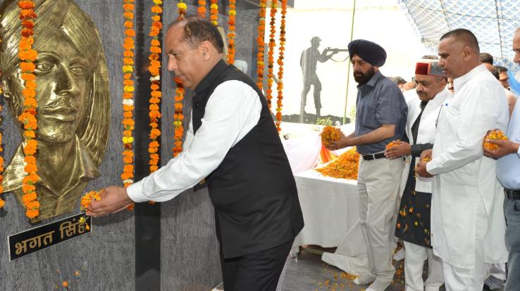 CM inaugurates Martyrs Memorial at Nalagarh Heritage Park