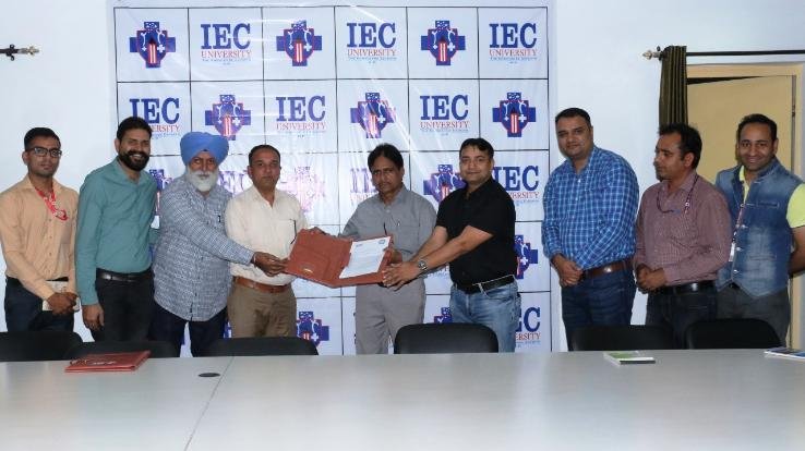 IEC University signed MoU with Nanakpur Polytechnic Institute