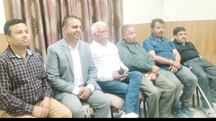 Vinod Gupta once again got the command of Distributor Lions Hamirpur