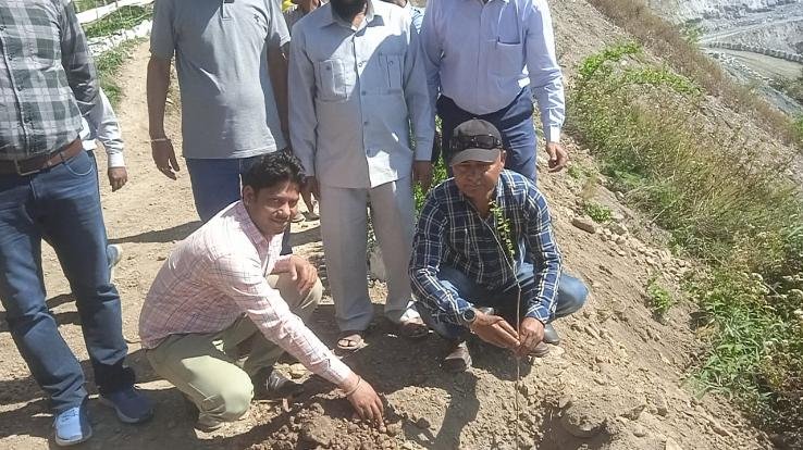 Indian Bureau of Mines team inspected lime mines