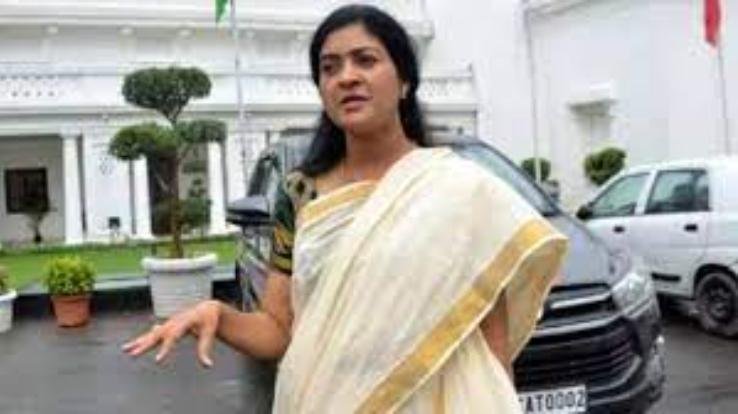 Mantra of Modi government, election victory is license to loot: Alka Lamba