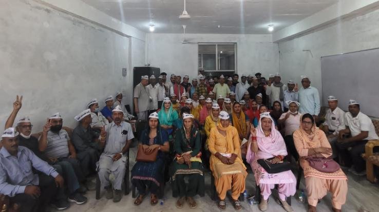 नादौन : आम आदमी पार्टी में शामिल हुए 200 से ज्यादा लोग - शैंकी ठुकराल 