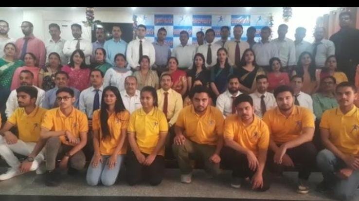  Minerva Educational Institute honored its promising students