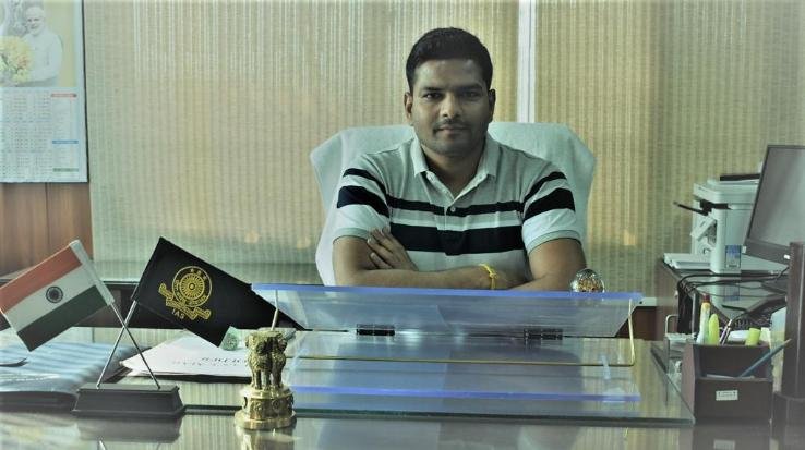 Nahan: Manesh Kumar took over as Additional Deputy Commissioner Sirmour