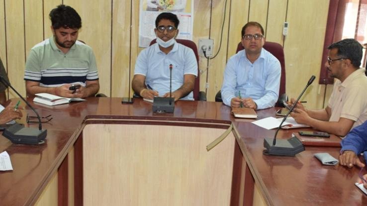 Review meeting held under the chairmanship of SDM on the preparations for Jan Manch