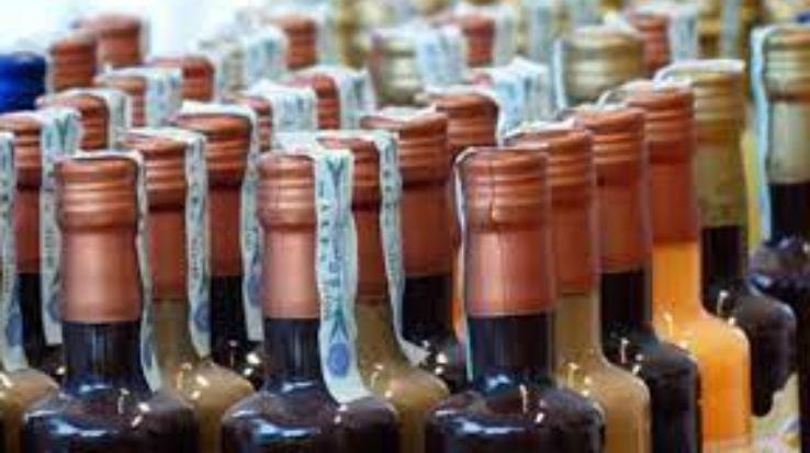  Illegal liquor recovered in the car