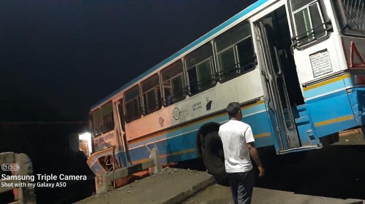 Woman going to mourn in Delhi dies in accident