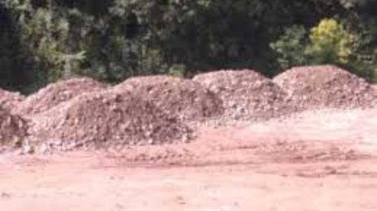  Case registered for heaping gravel-stone on the roadside