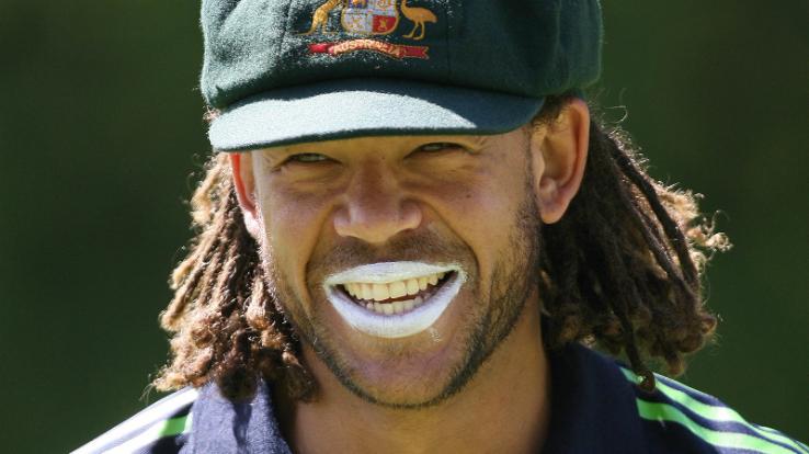 Australian cricketer Andrew Symonds died in a car accident, a wave of mourning in the sports world.