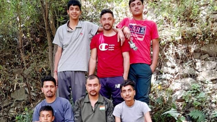 Devotees submerged Shivling in Dhundan Math