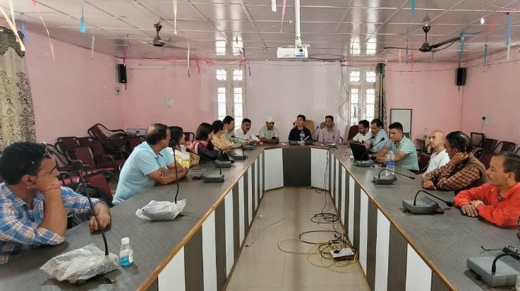 Zilla Parishad Staff Officers Union Division Ani held a meeting
