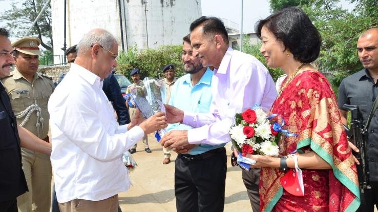 Governor's School: If you want to move forward, make a habit of reading - Arlekar