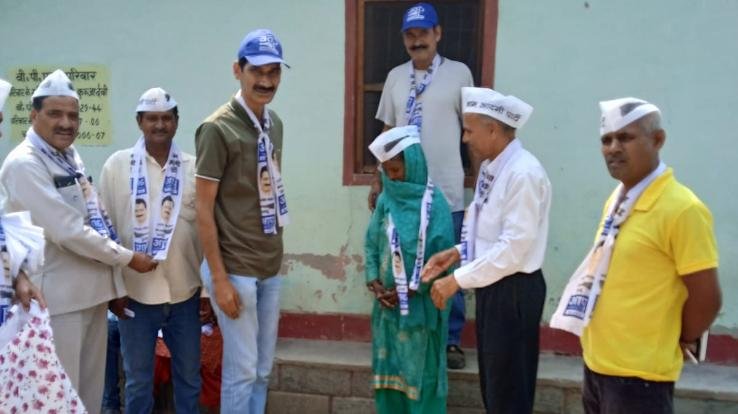 Aam Aadmi Party's public relations campaign is getting full support