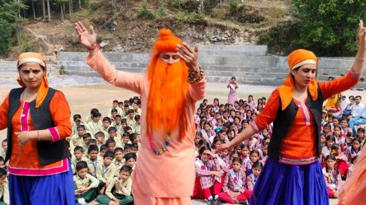 Artists told government plans in Nahan