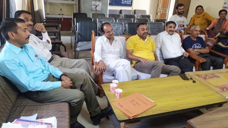 Organized education dialogue in Dhundan