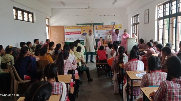 Information about various professions given to students