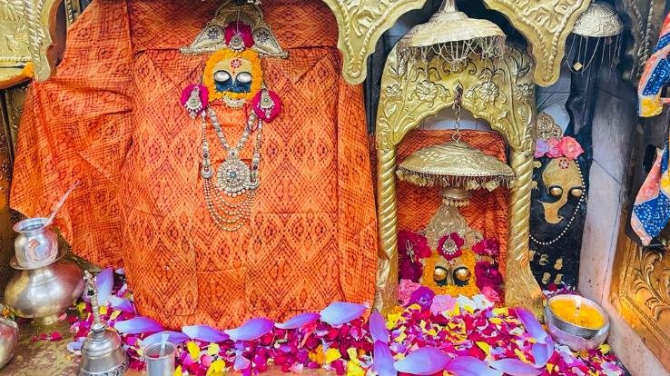 Permission given by the administration to 68 langars to be installed in the temple