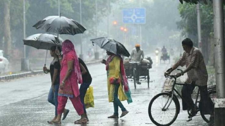 There is a possibility of heavy rain in Delhi within the next 24 hours, know the weather condition in North India