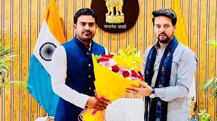BJP youth leader Dr Sukrit Sagar met Union Minister Anurag Thakur, politics became hot