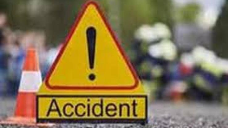 Adhe Di Hatti, the driver hit the person, case registered