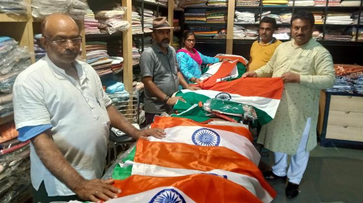 Khadi stores set up to meet the demand of tricolor