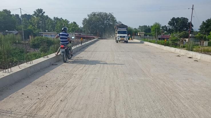 Negligence of the department without railing movement on the Sanghenai bridge - Manish Sharda
