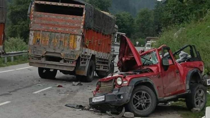 Honeymoon couple dies in road accident, case registered