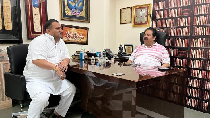 MLA Vinay Kumar met Rajeev Shukla in Delhi