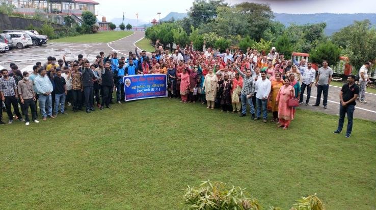 People of Himachal are eager to change the customs, not the government - Prakash Rana