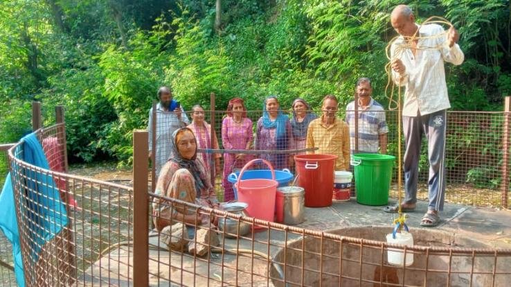  Dozens of villagers of Jhamrot village yearning for water, many times pleaded with the department