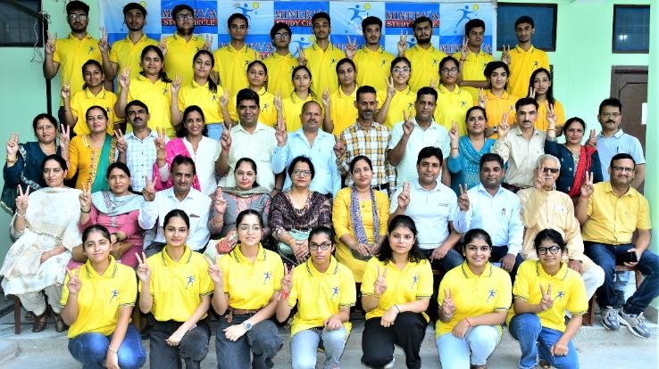 घुमारवीं : नीट 2022 की परीक्षा में मिनर्वा संस्थान का जबरदस्त प्रदर्शन 