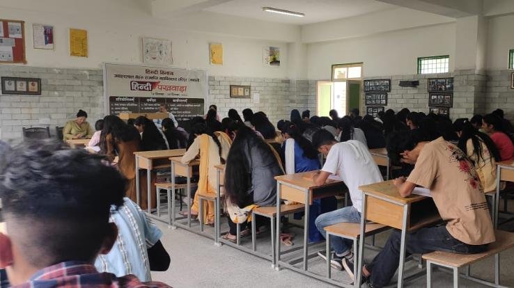 Hindi fortnight started in Haripur Manali School