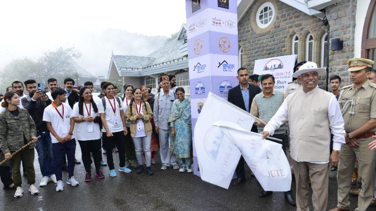 Governor flags off Silk Route trekking campaign